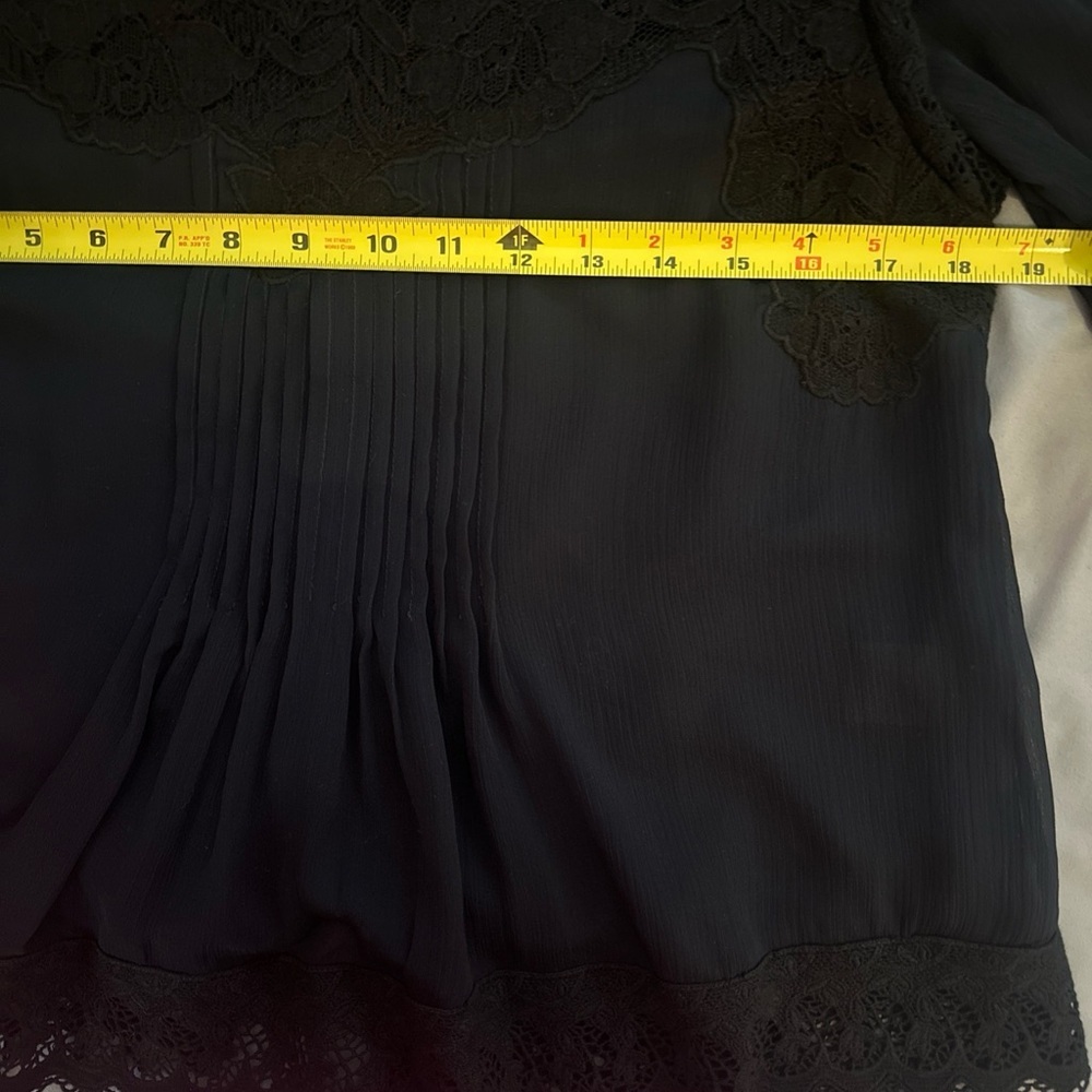 Anthro Love Sam Floral Black Lace Top & Pleated Blouse In Navy Crocheted S Small - Picture 12 of 15
